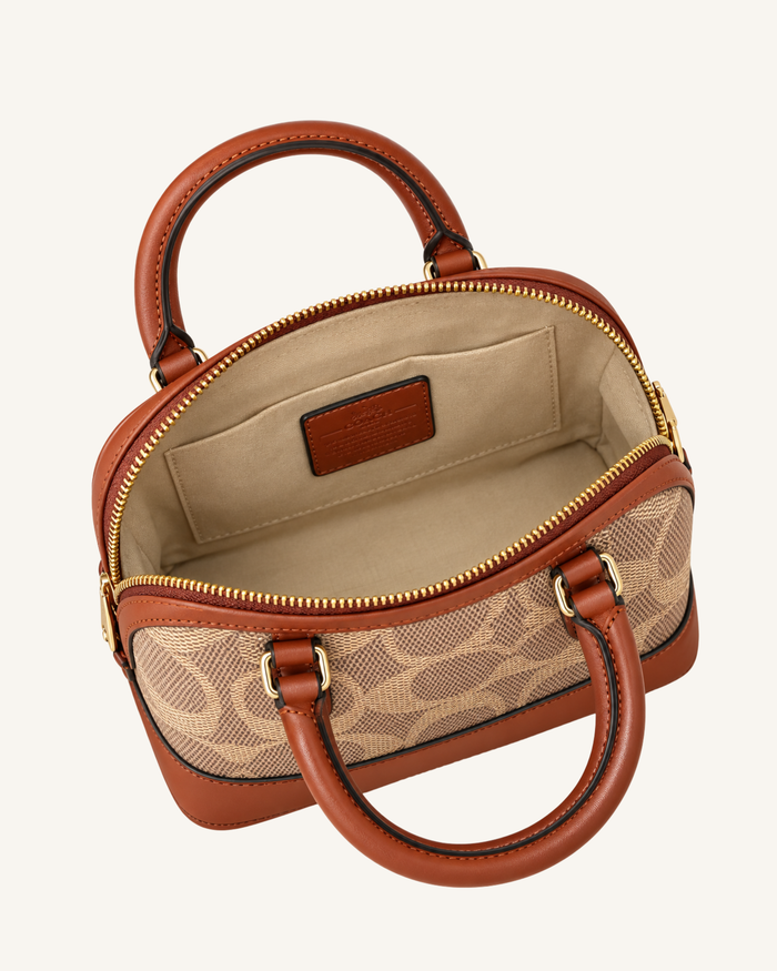Monogramme cognac