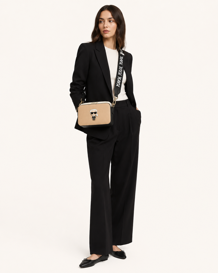 Crossbody Signature