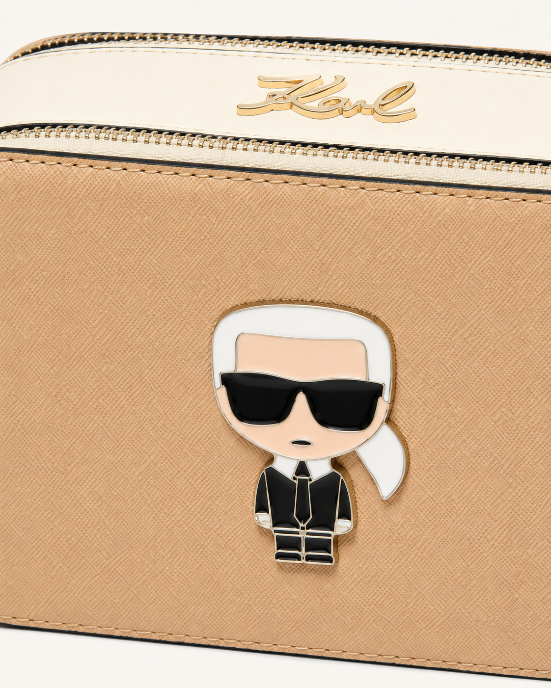 Crossbody Signature